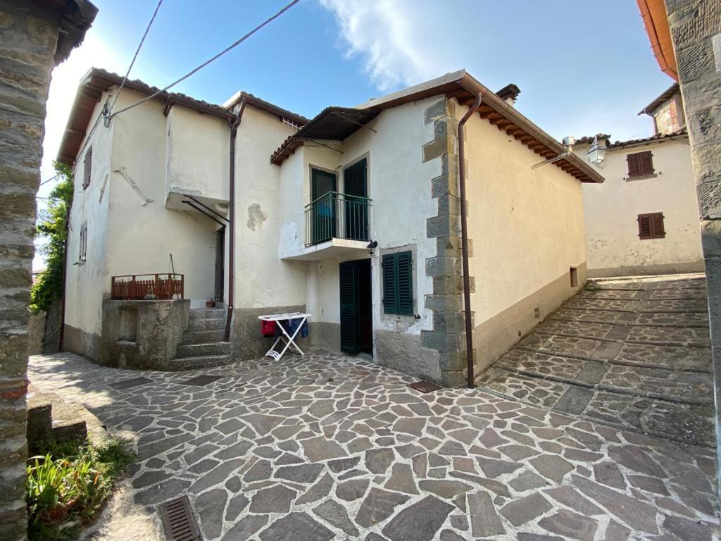 La Casetta Nel Borgo -Cerageto- Buitenkant foto